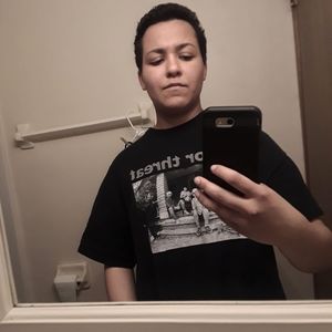 Meet your Posher, Alex